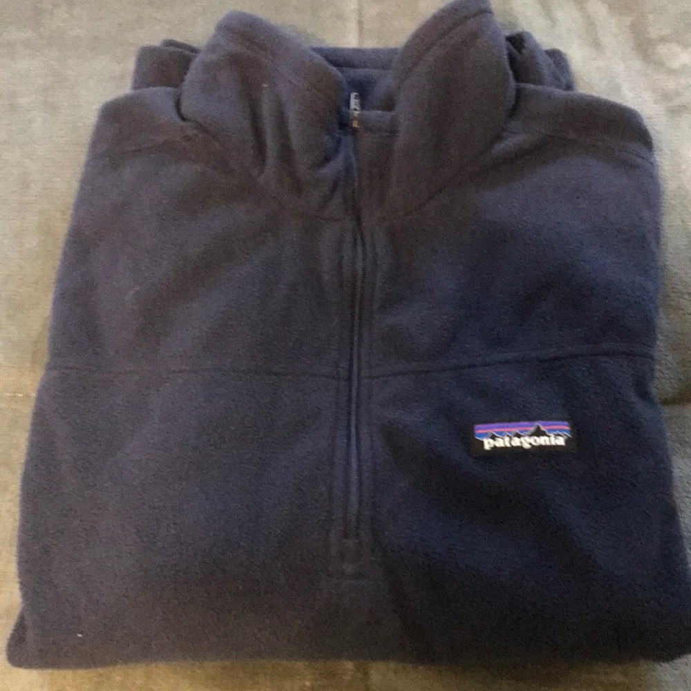 Like new- fleece pullover